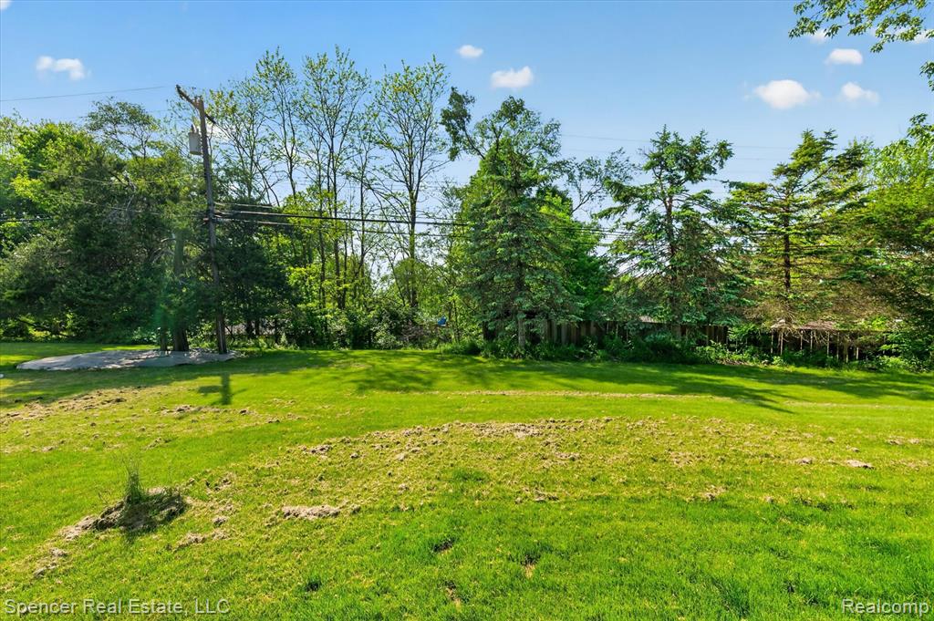 6415 Sunnydale Road, Clarkston, MI — Photo 43