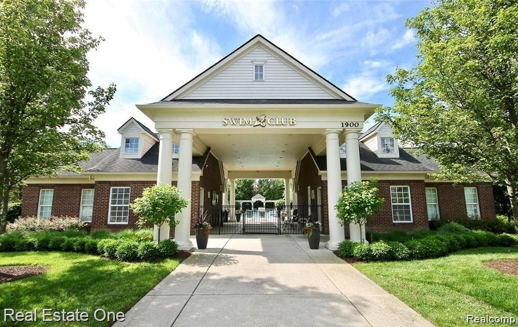 4103 CAMERON Circle, Walled Lake, MI 48390 — Photo 16