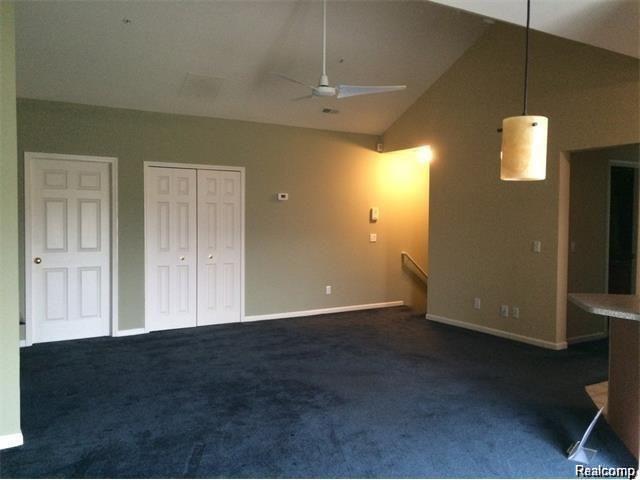 14210 Addington Drive, Commerce Twp, MI 48390 — Photo 7