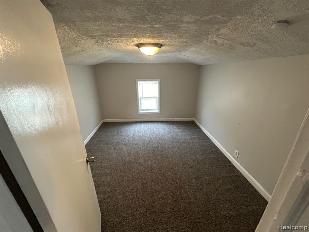 7576 STUDEBAKER Avenue, Warren, MI 48091 — Photo 14