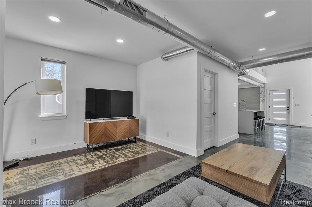 51 E Shevlin Avenue, Hazel Park, MI 48030 — Photo 21