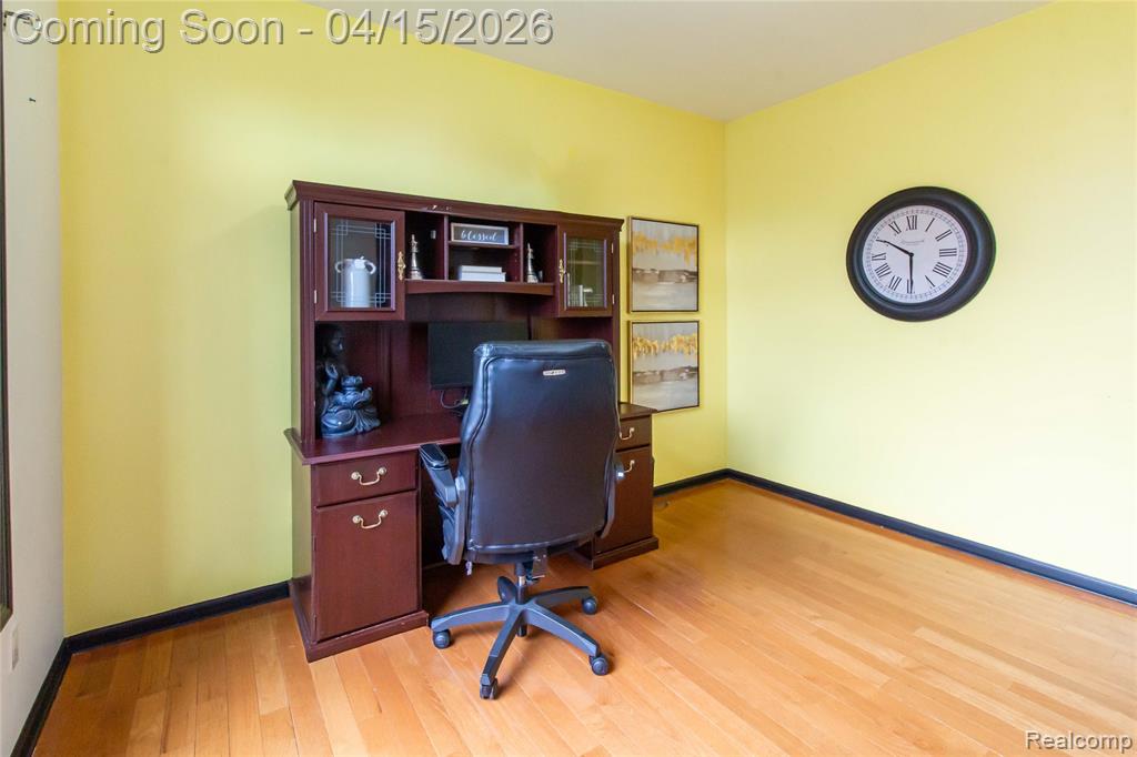 45229 Thorn Tree Lane, Macomb, MI 48044 — Photo 15