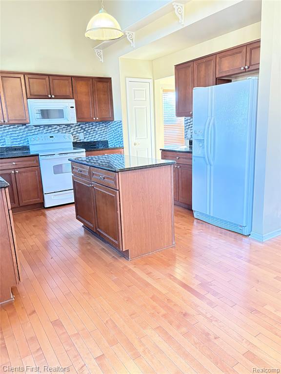 5965 Rolling Ridge Drive, Trenton, MI 48183 — Photo 19