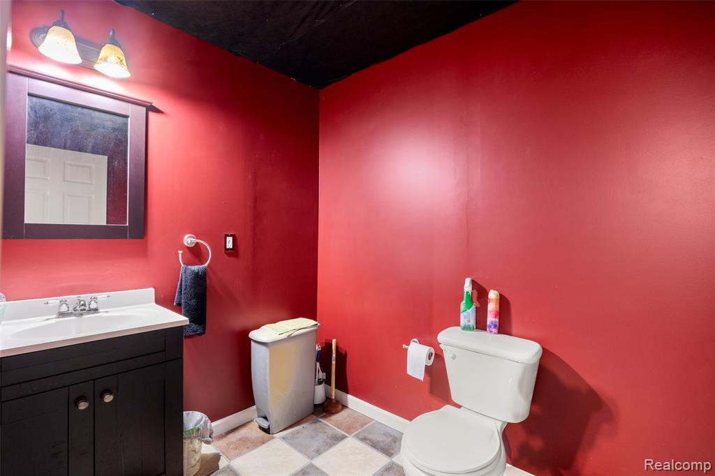 9778 Ravenshire Drive, Ypsilanti, MI 48198 — Photo 39