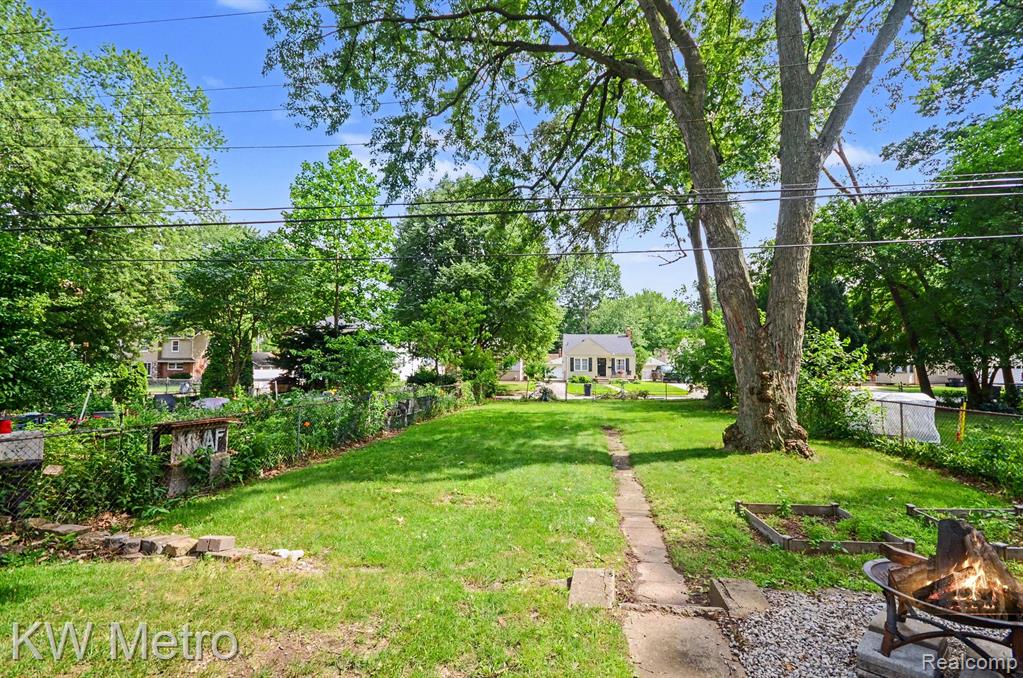 615 Royal Avenue, Royal Oak, MI 48073 — Photo 36