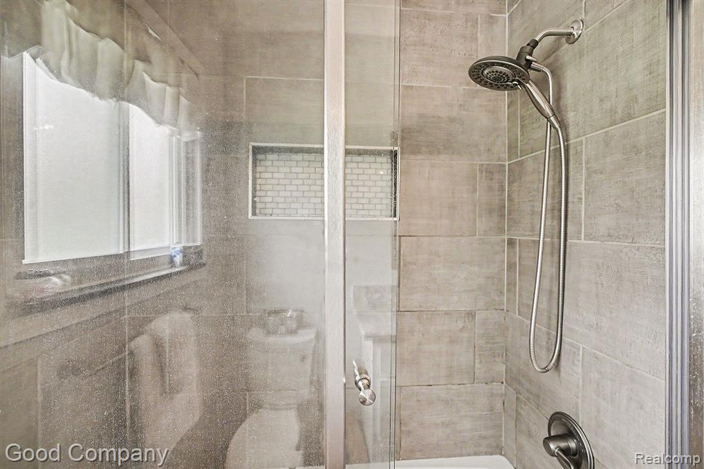 8173 Gerhardt Street, Utica, MI 48317 — Photo 16