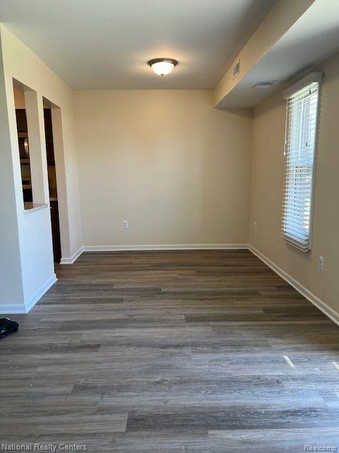 30535 W 14 MILE Road, 7, Farmington Hills, MI 48334 — Photo 8