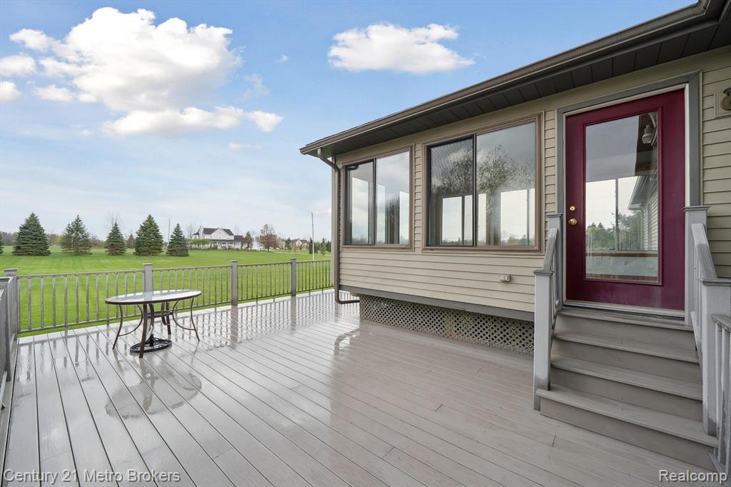 6452 E MAPLE Avenue, Grand Blanc, MI 48439 — Photo 45