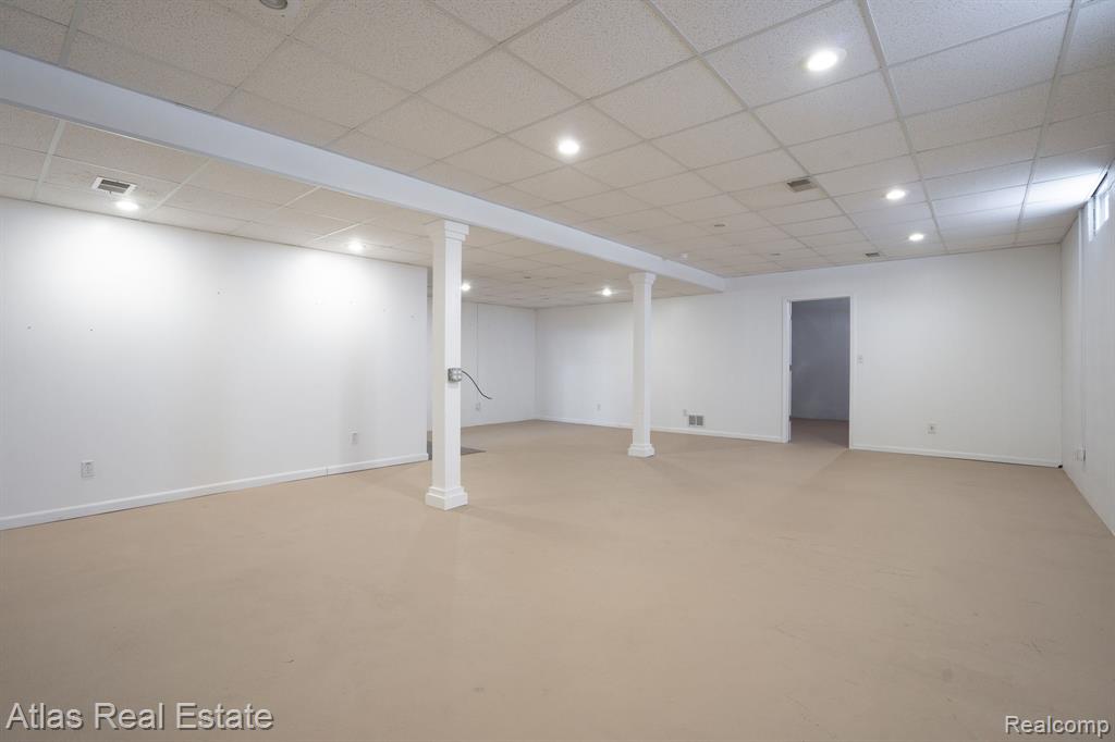 10200 Hawthorne Circle, Goodrich Vlg, MI — Photo 33