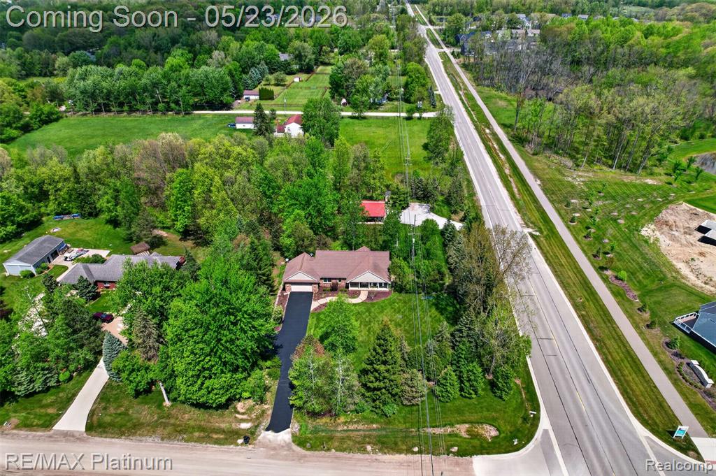 59360 Foxpointe Lane, South Lyon, MI 48178 — Photo 53
