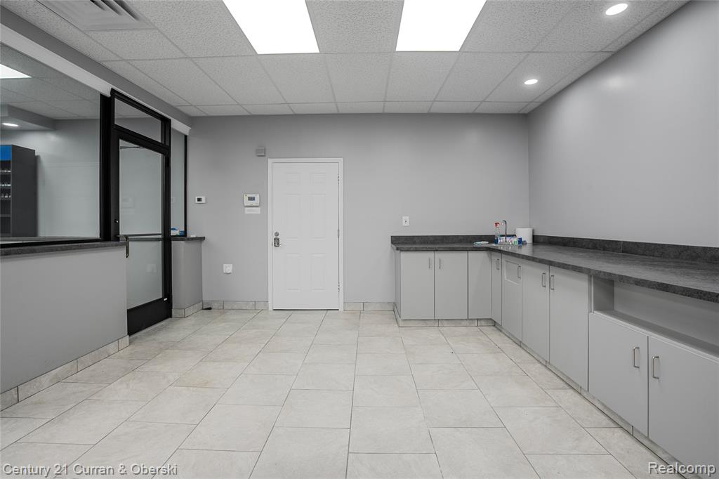 4502 S Wayne Road, Wayne, MI 48184 — Photo 25