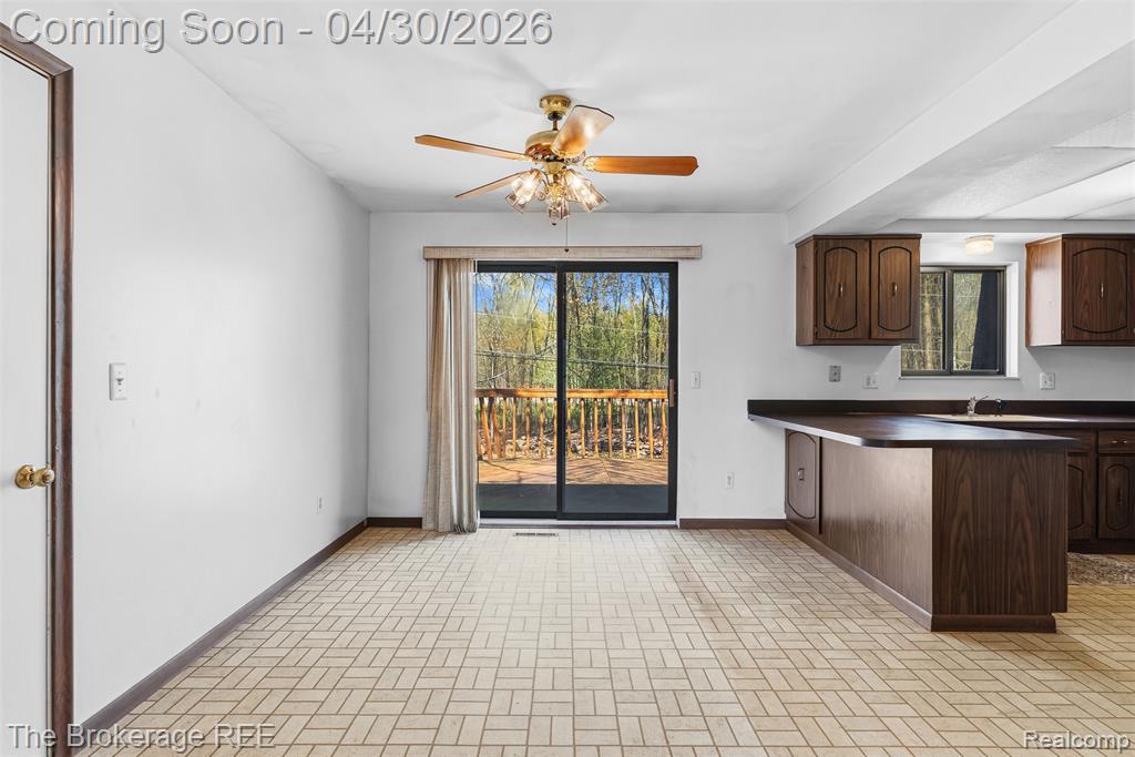 5380 Prentis Road, Waterford, MI 48327 — Photo 13
