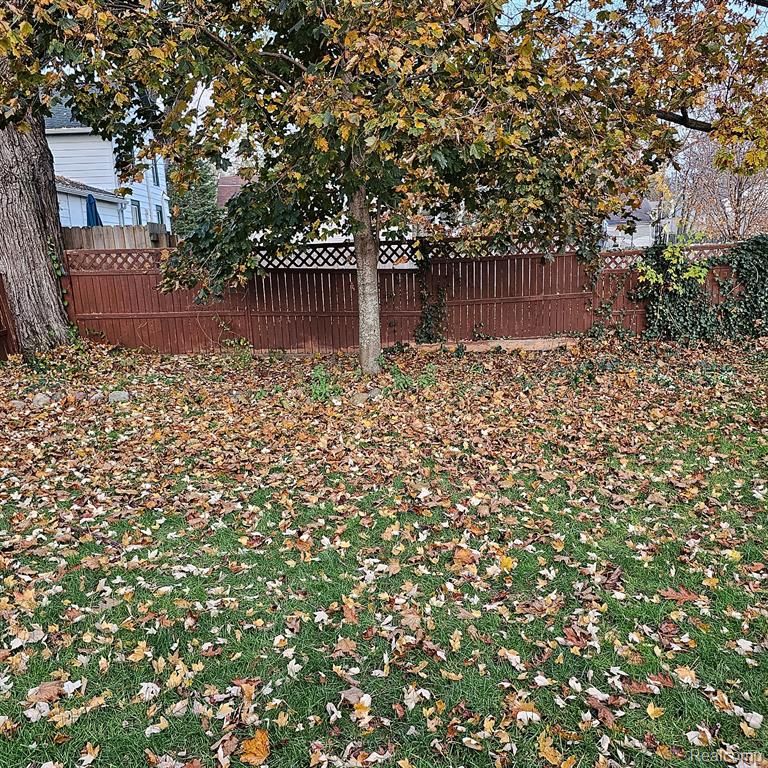 205 N Elm Road, Webberville, MI 48892 — Photo 29
