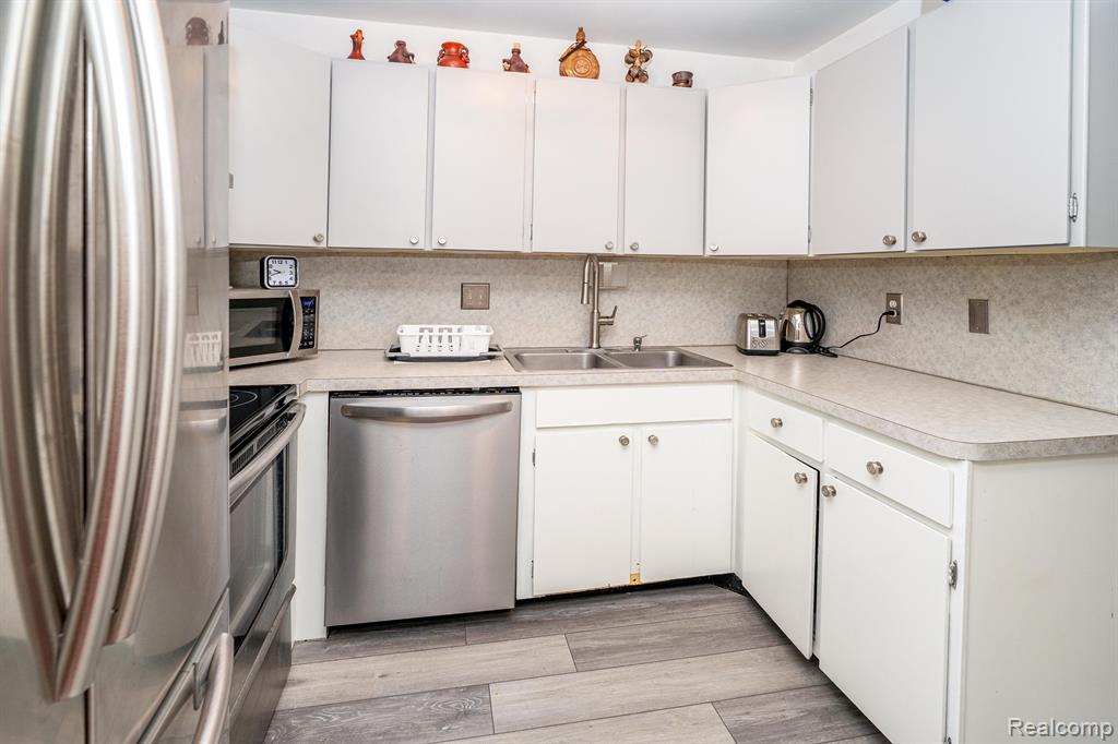 340 CONCORD, 1, Bloomfield Hills, MI 48304 — Photo 9