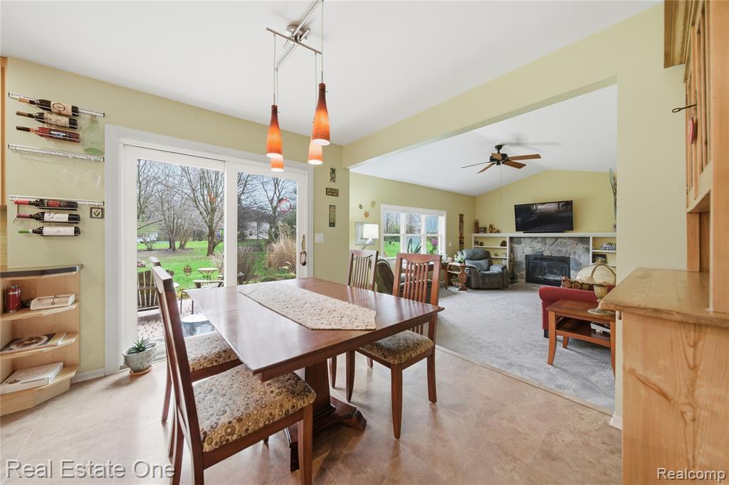 8135 Kimble Drive, Pinckney, MI 48169 — Photo 15
