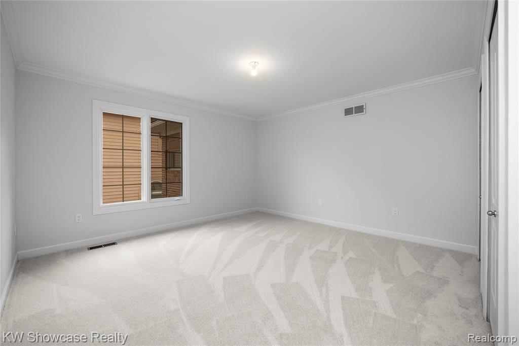 5512 Essex Court, West Bloomfield, MI — Photo 71