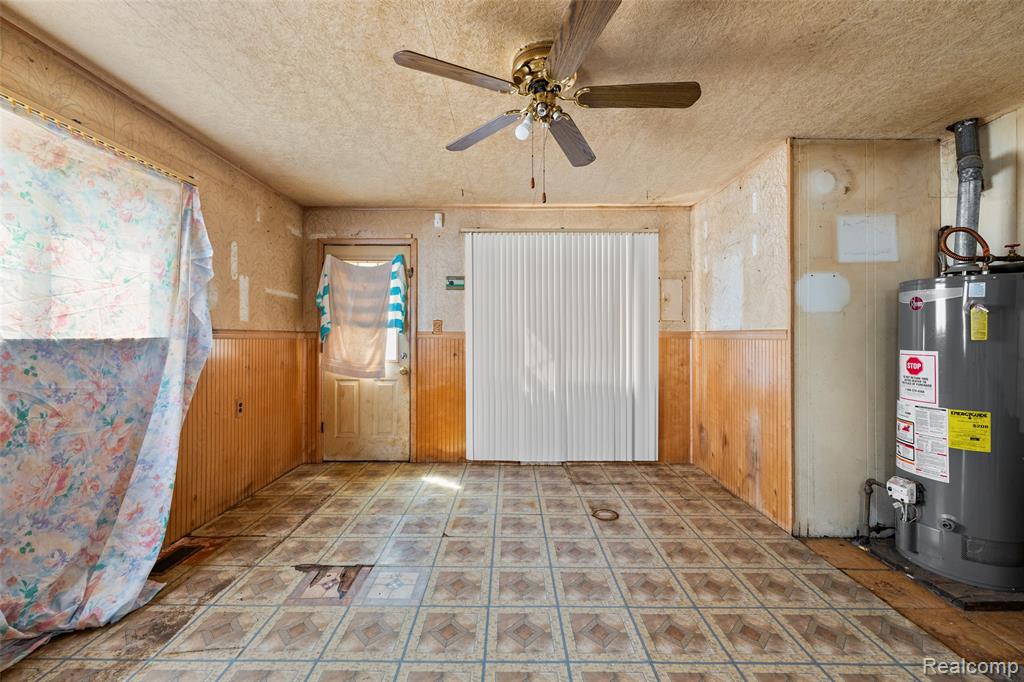 6826 Republic Avenue, Warren, MI 48091 — Photo 16