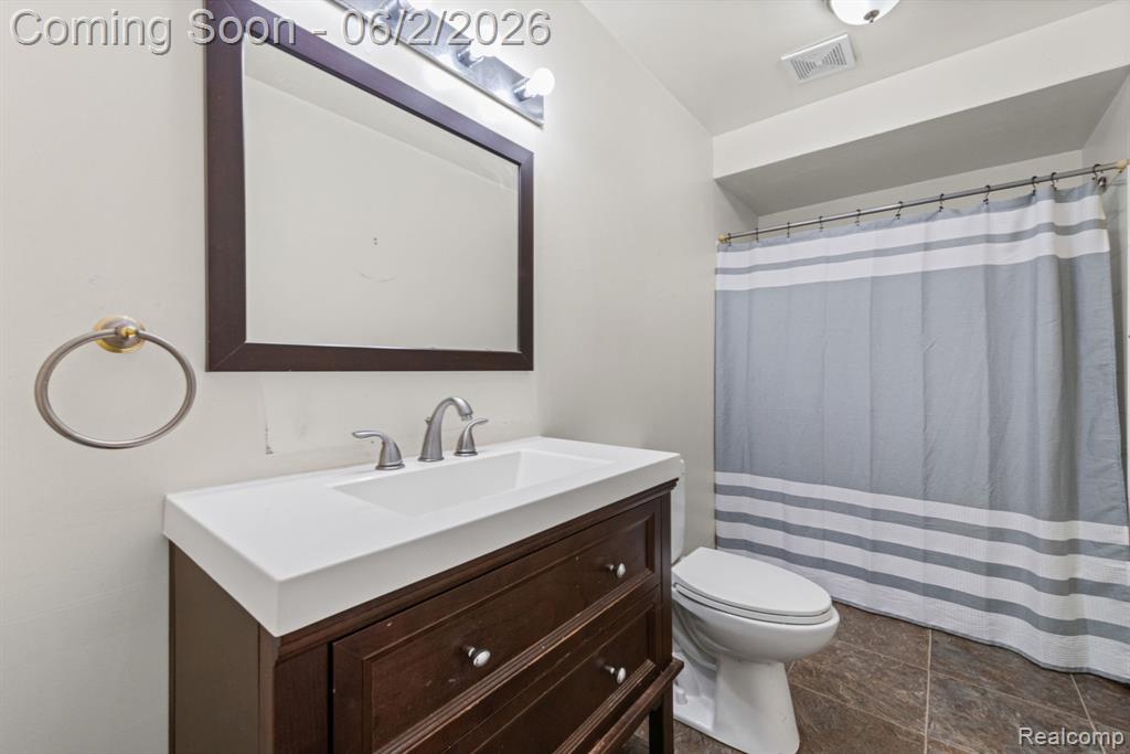 315 Airport Drive, Holly, MI 48442 — Photo 19