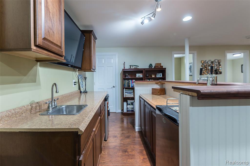 29811 Bradford Drive, New Hudson, MI 48165 — Photo 26