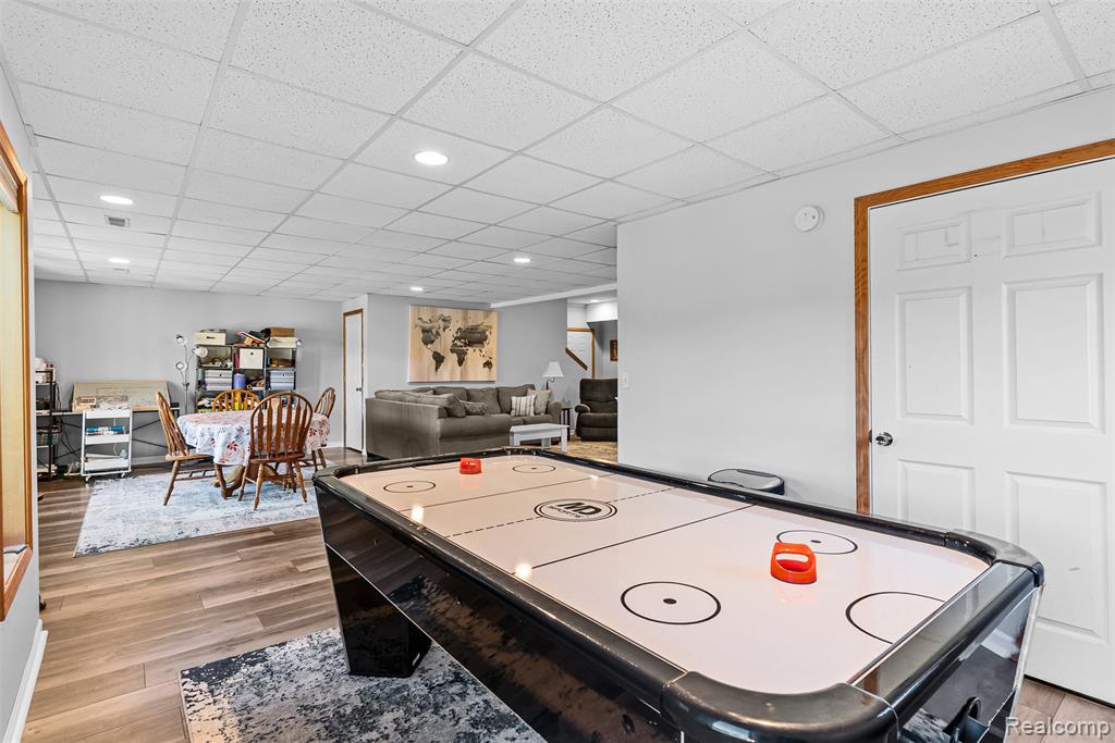 8460 Maurice Lane, Flushing, MI 48433 — Photo 36