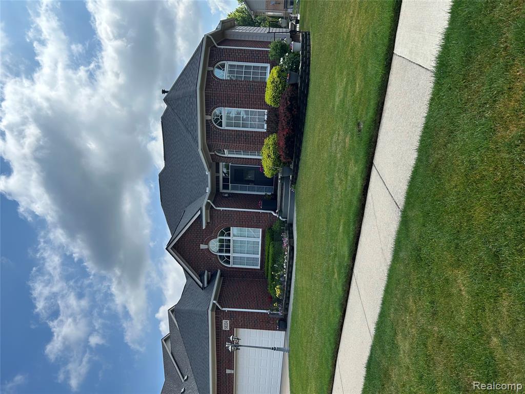 56334 Birkdale Drive, Macomb, MI 48042 — Photo 2