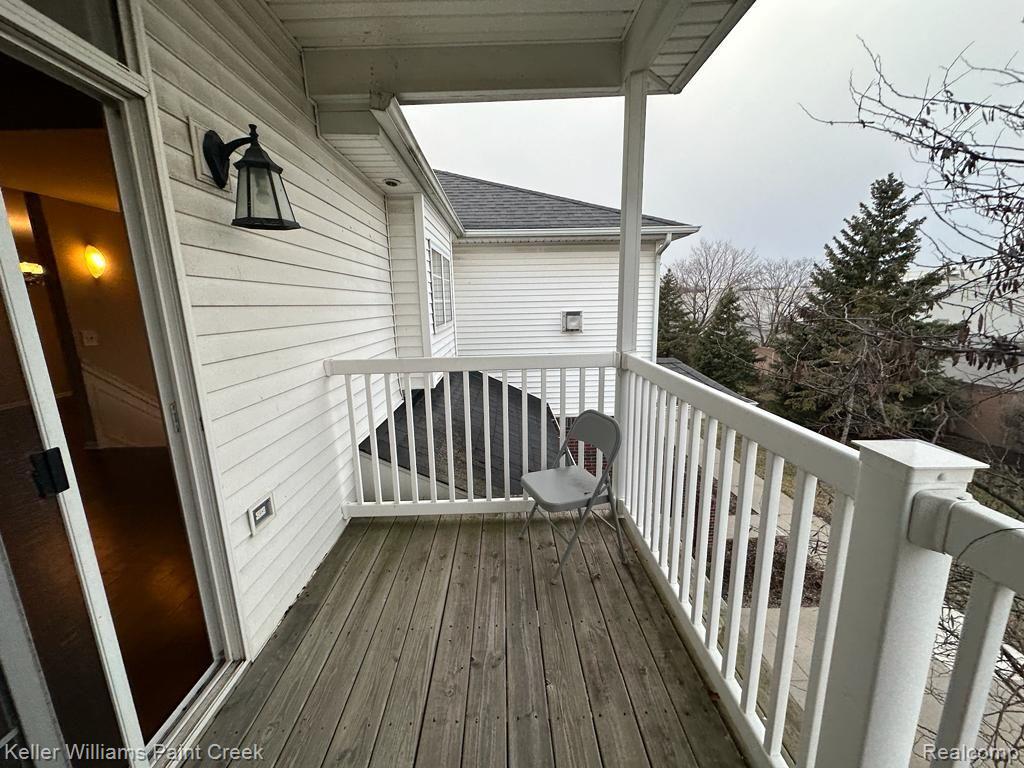 5739 Twin Oaks Drive, Sterling Heights, MI 48314 — Photo 4