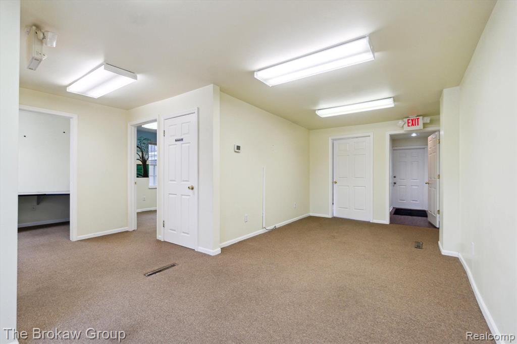 4212 LENNON Road, Flint, MI 48507 — Photo 46