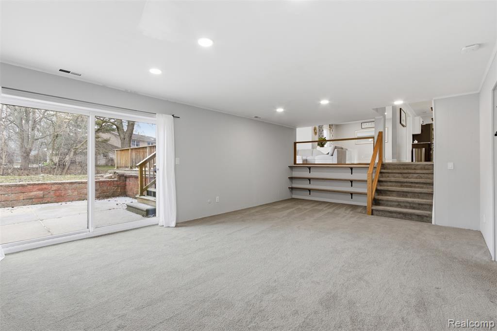 6780 Post Oak Drive, West Bloomfield, MI — Photo 17