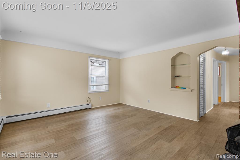 7305 N Silvery Lane, Dearborn Heights, MI 48127 — Photo 2