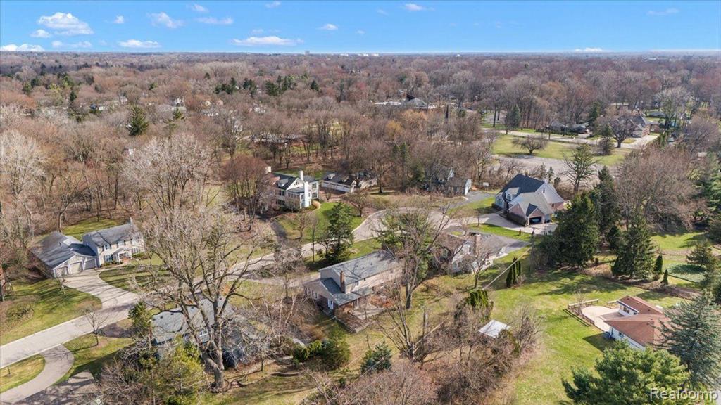 762 KENSINGTON Lane, Bloomfield Hills, MI 48304 — Photo 45