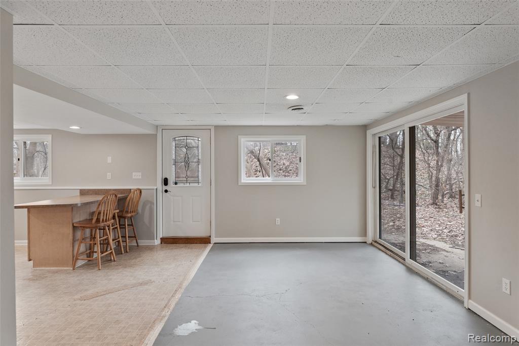 8732 Elizabeth Lake Road, White Lake, MI — Photo 26
