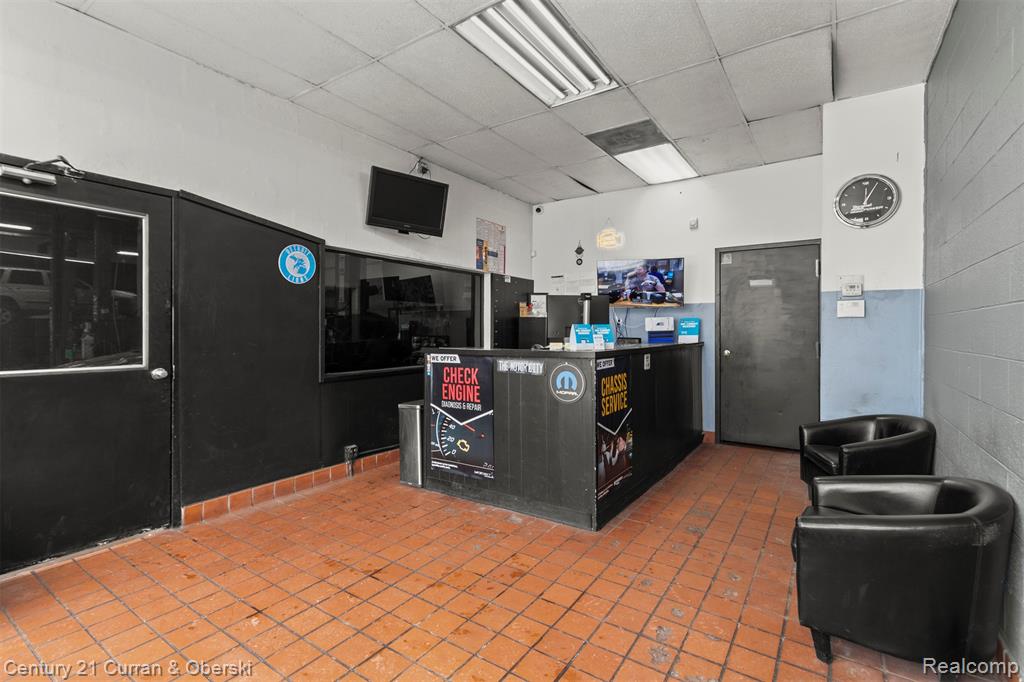 7417 W 8 Mile Road, Detroit, MI 48221 — Photo 22