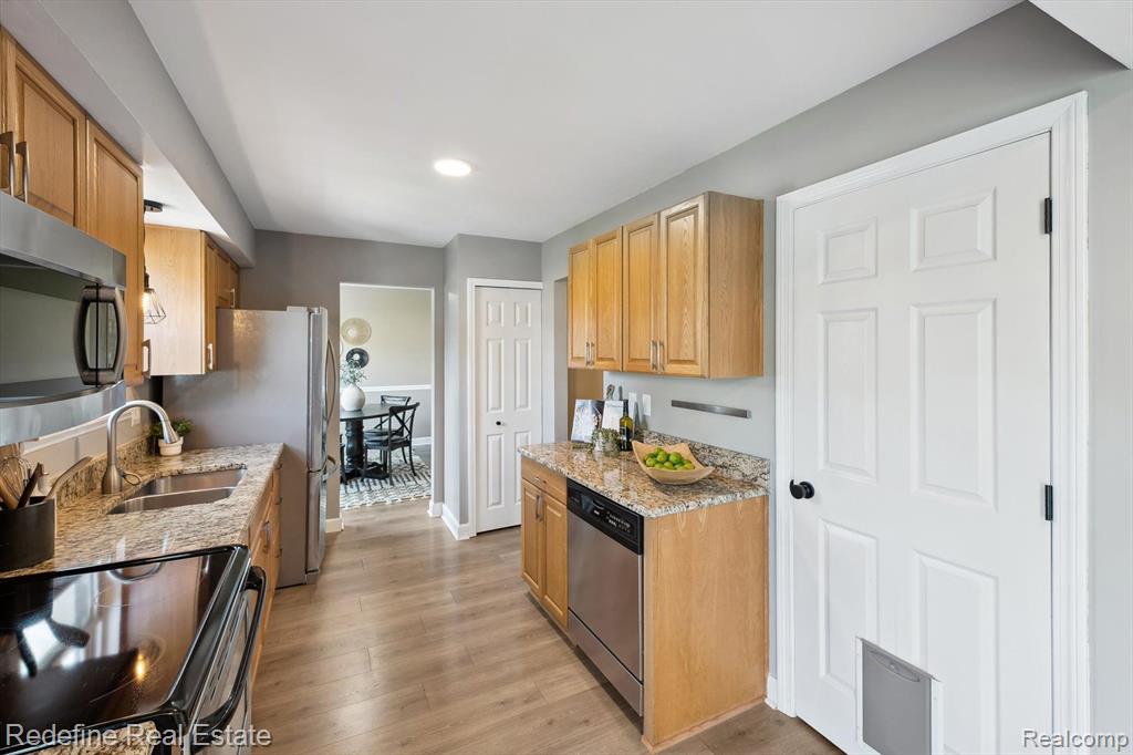 44800 Joy Road, Plymouth, MI 48170 — Photo 17