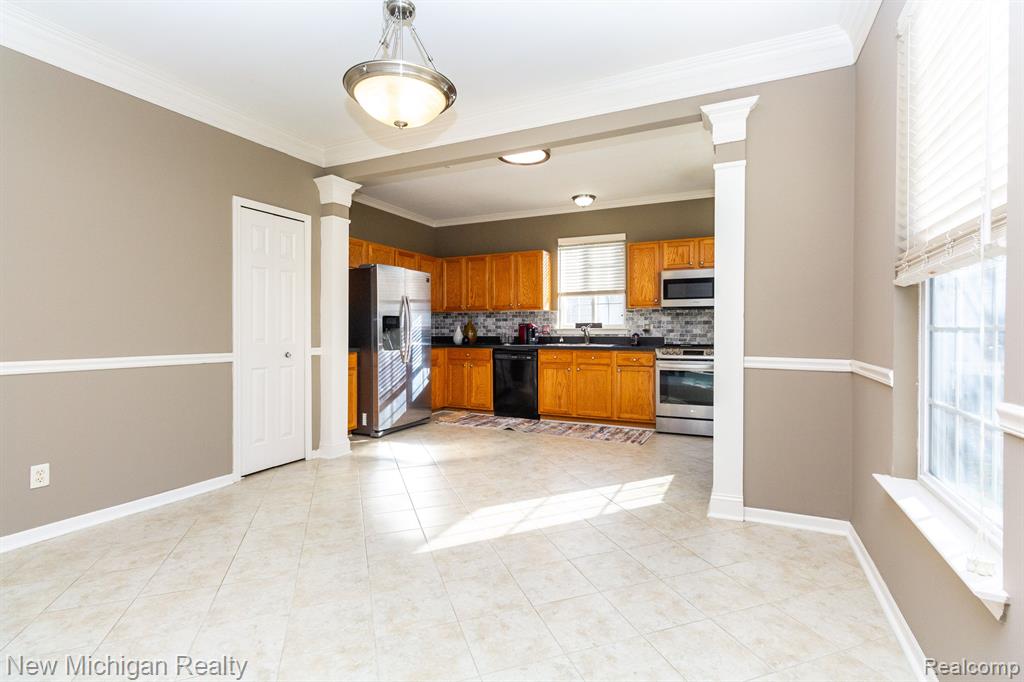1908 CEDAR VALLEY Drive, Canton, MI 48188 — Photo 15