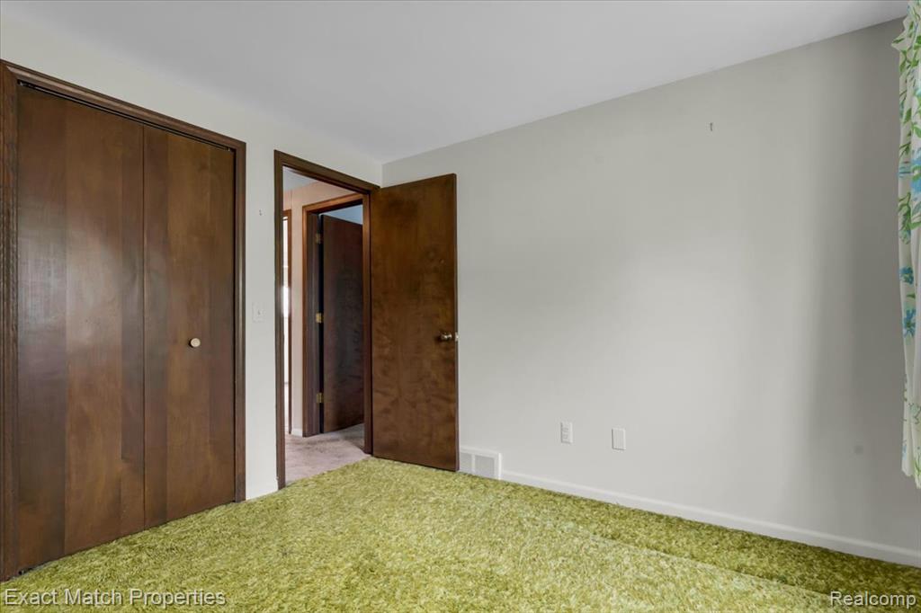 7186 Snow Apple Drive, Clarkston, MI — Photo 28