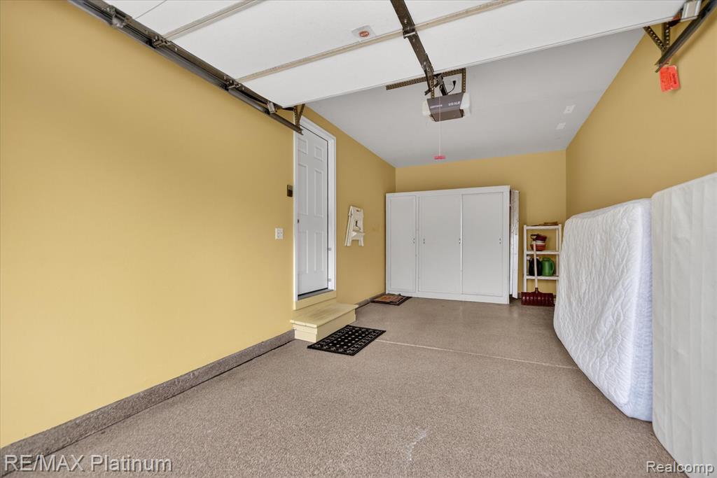 728 Griswold Street, Howell, MI 48843 — Photo 29