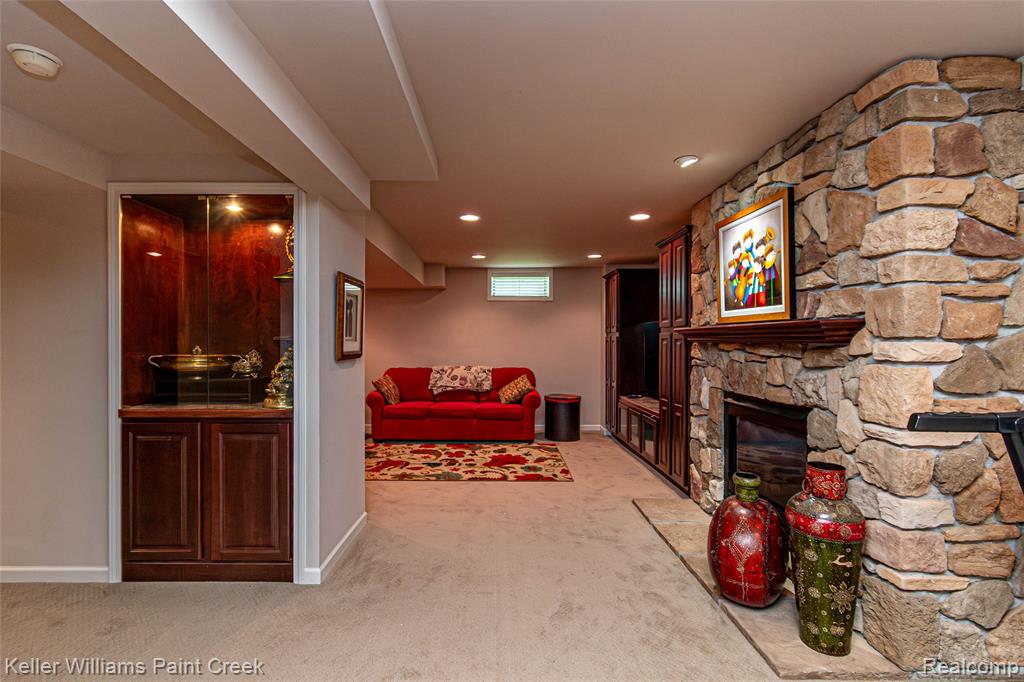 42708 Faulkner Drive, Novi, MI 48377 — Photo 61