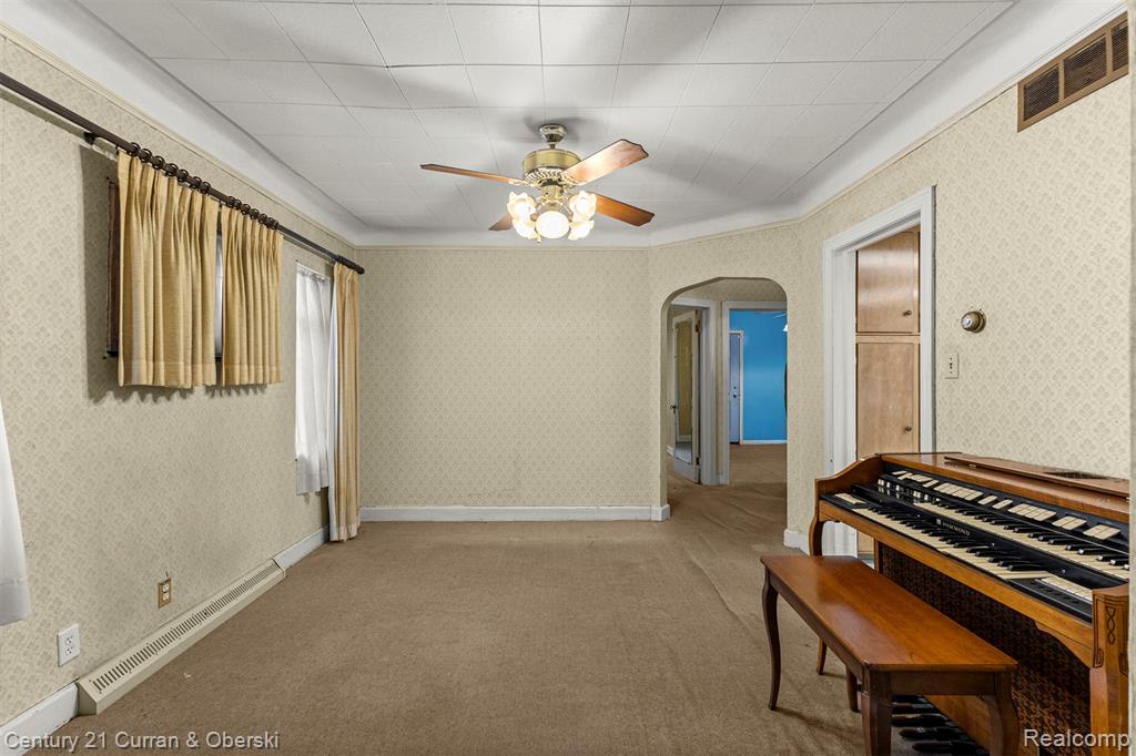 7502 Coolidge, Center Line, MI 48015 — Photo 10