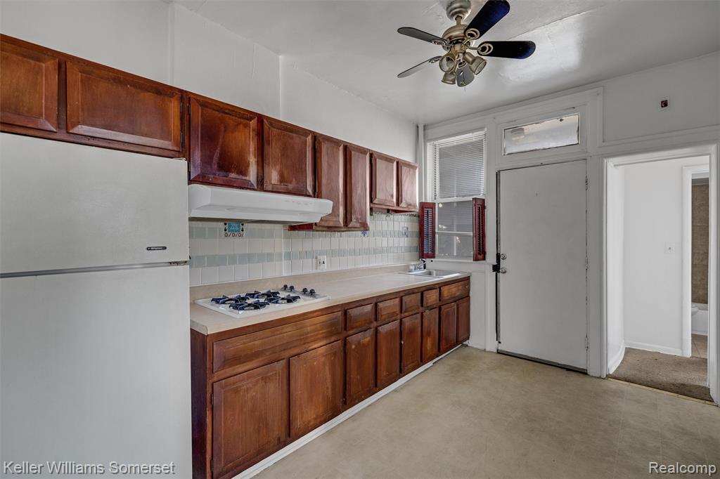 638 Seward Street, Detroit, MI 48202 — Photo 12