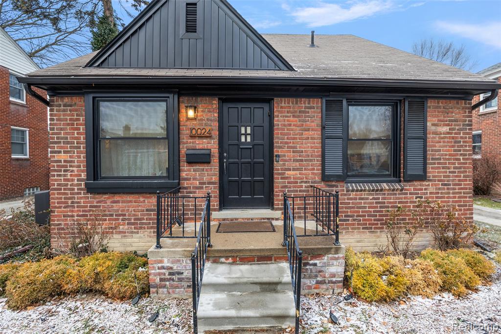10024 Kingston Avenue, Huntington Woods, MI — Photo 2