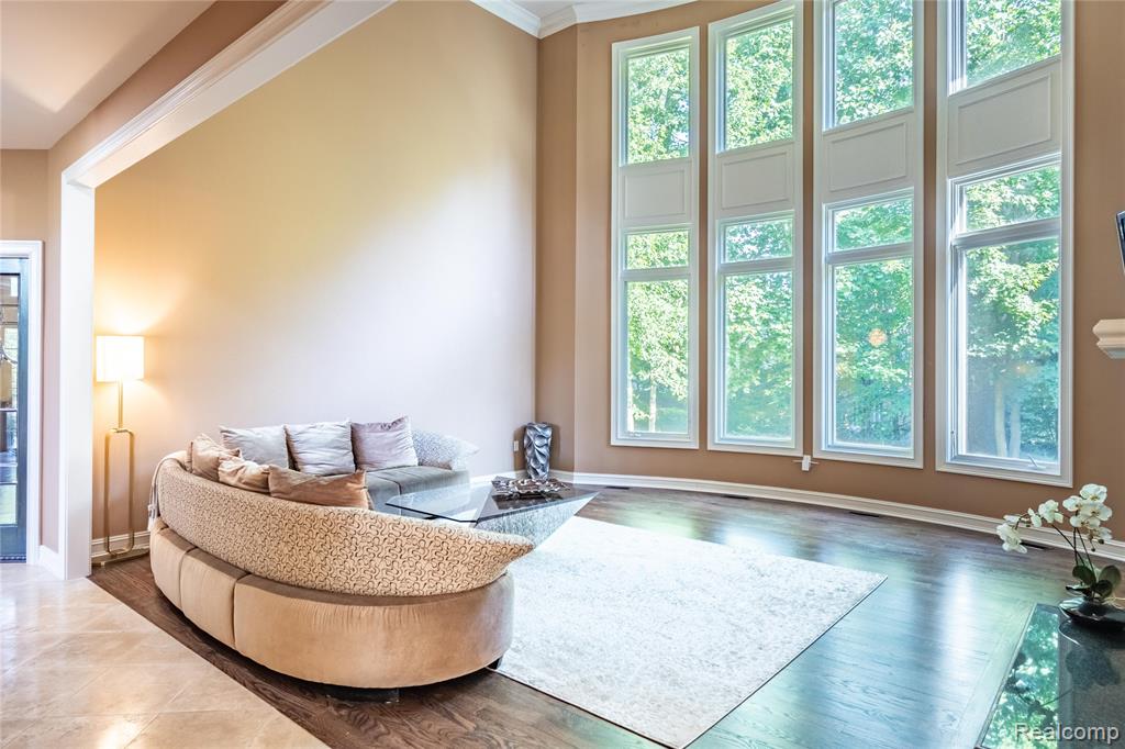 4575 Forest Edge Lane N, West Bloomfield, MI 48323 — Photo 12