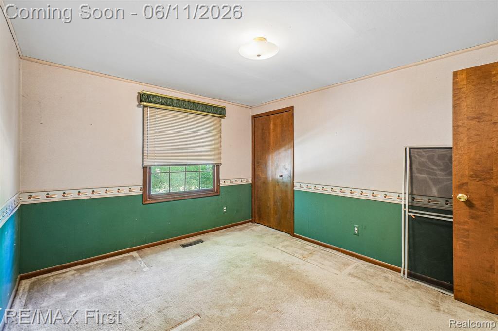 5950 Diamond Drive, Troy, MI 48085 — Photo 22