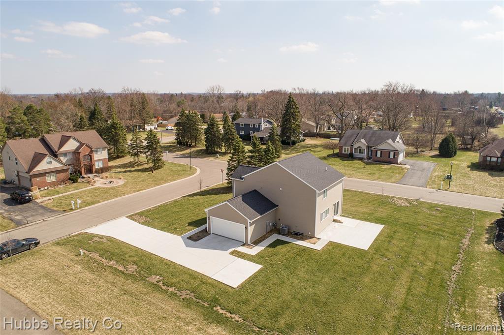7340 Westminster Circle, Grand Blanc, MI 48439 — Photo 64