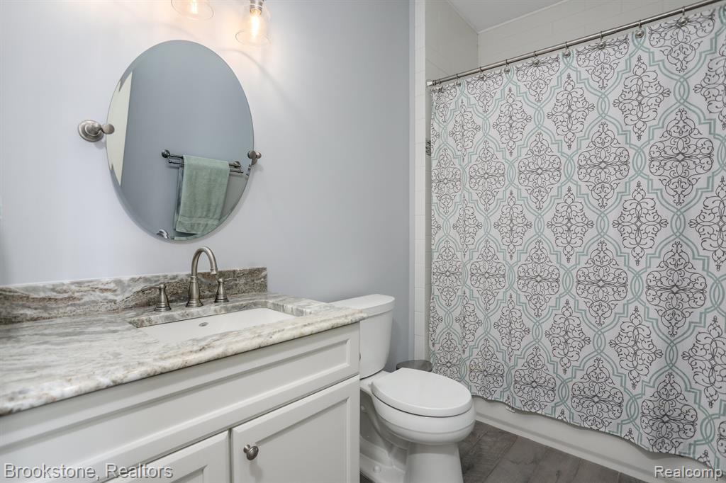 7503 LOCKLIN, West Bloomfield, MI 48324 — Photo 23