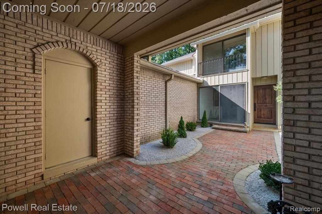 1106 Timberview Trail, Bloomfield Hills, MI 48304 — Photo 6