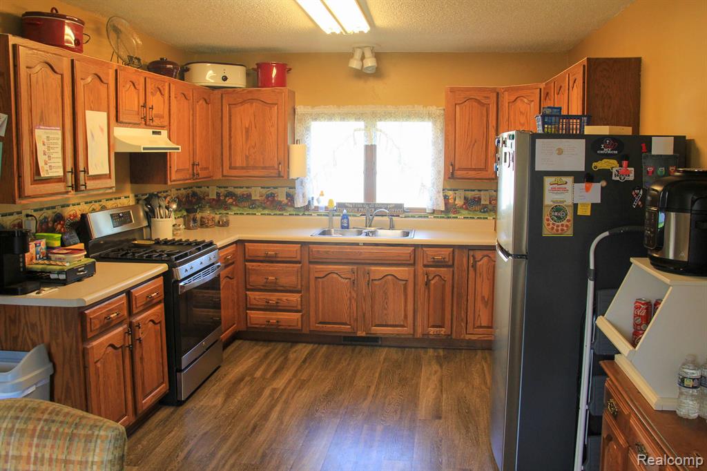 2167 E MAIN Street, Ubly, MI 48475 — Photo 7