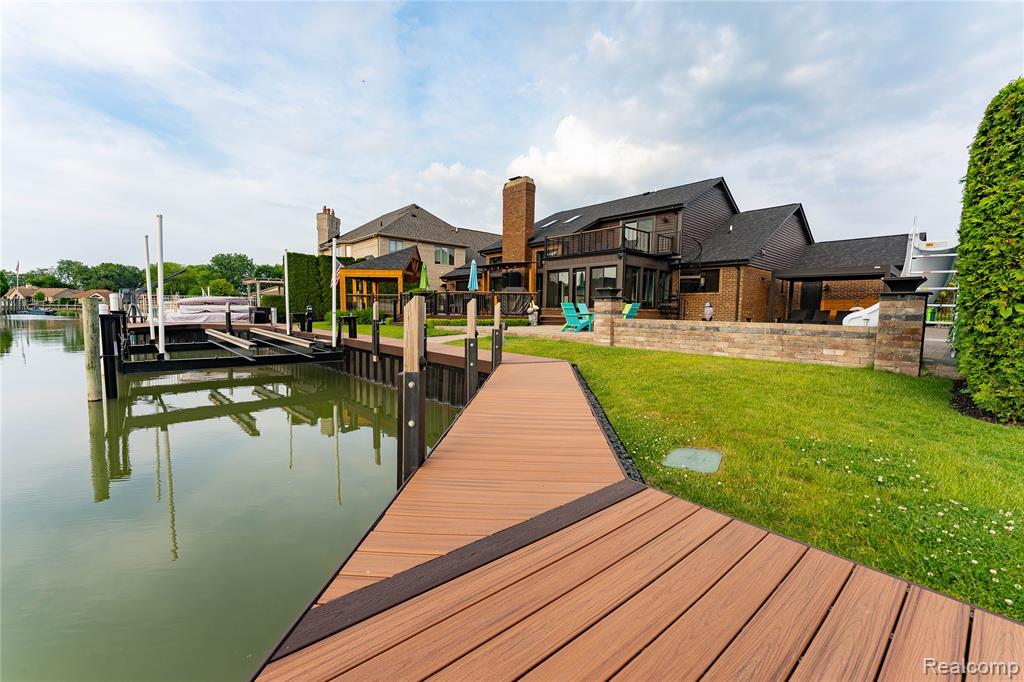 49729 Nautical Drive, Chesterfield, MI 48047 — Photo 39