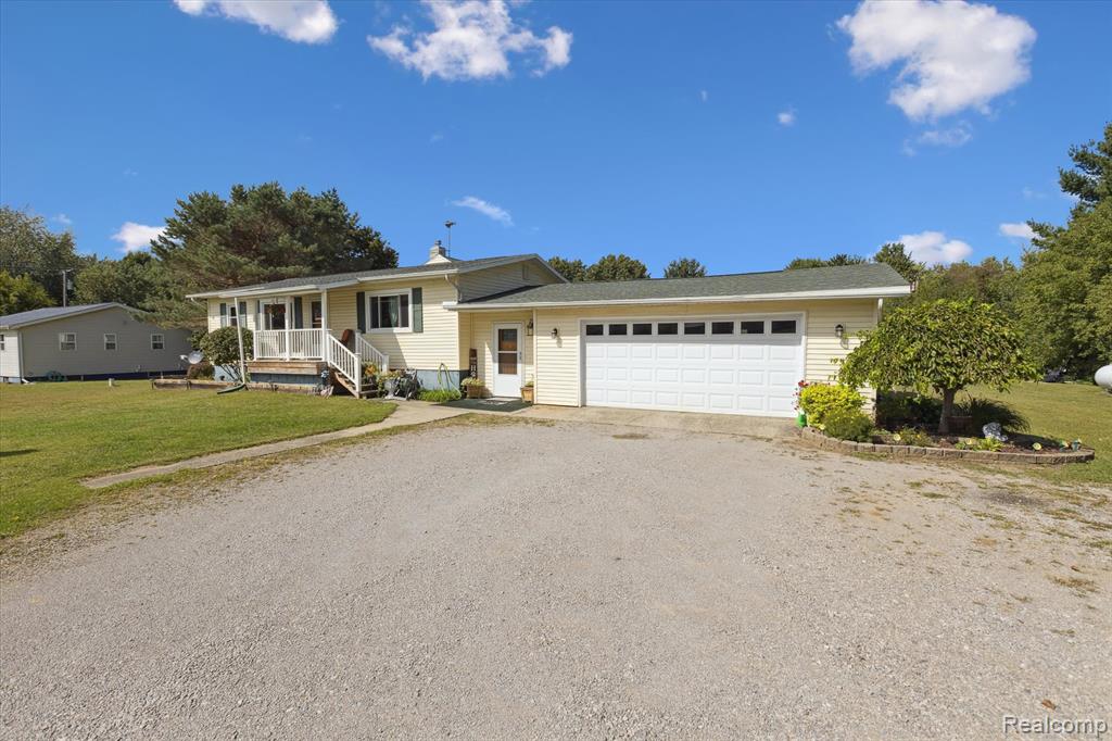 8260 Birch Run Road, Millington, MI 48746 — Photo 30