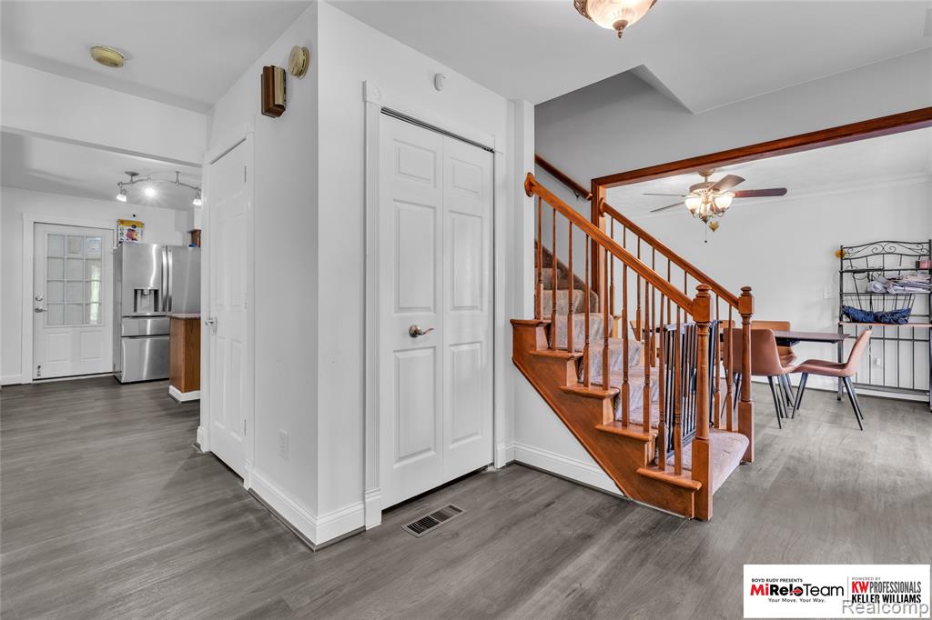 9844 Pine Knob Road, Clarkston, MI 48348 — Photo 5
