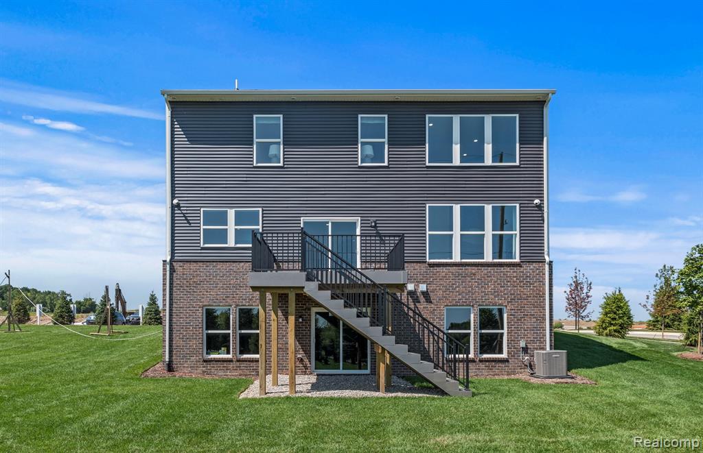 4773 Marquette Drive, Milford, MI 48381 — Photo 2